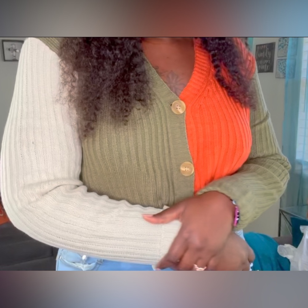 Colorblock crop sweater - Picture 3 of 4